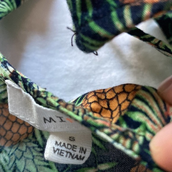 MINE Pineapple Green Tank Top Size S - Picture 5 of 7